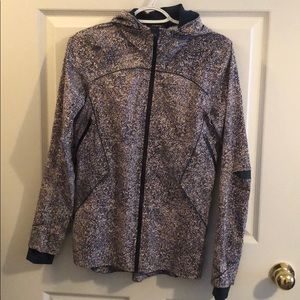 LULULEMON RUNNING JACKET